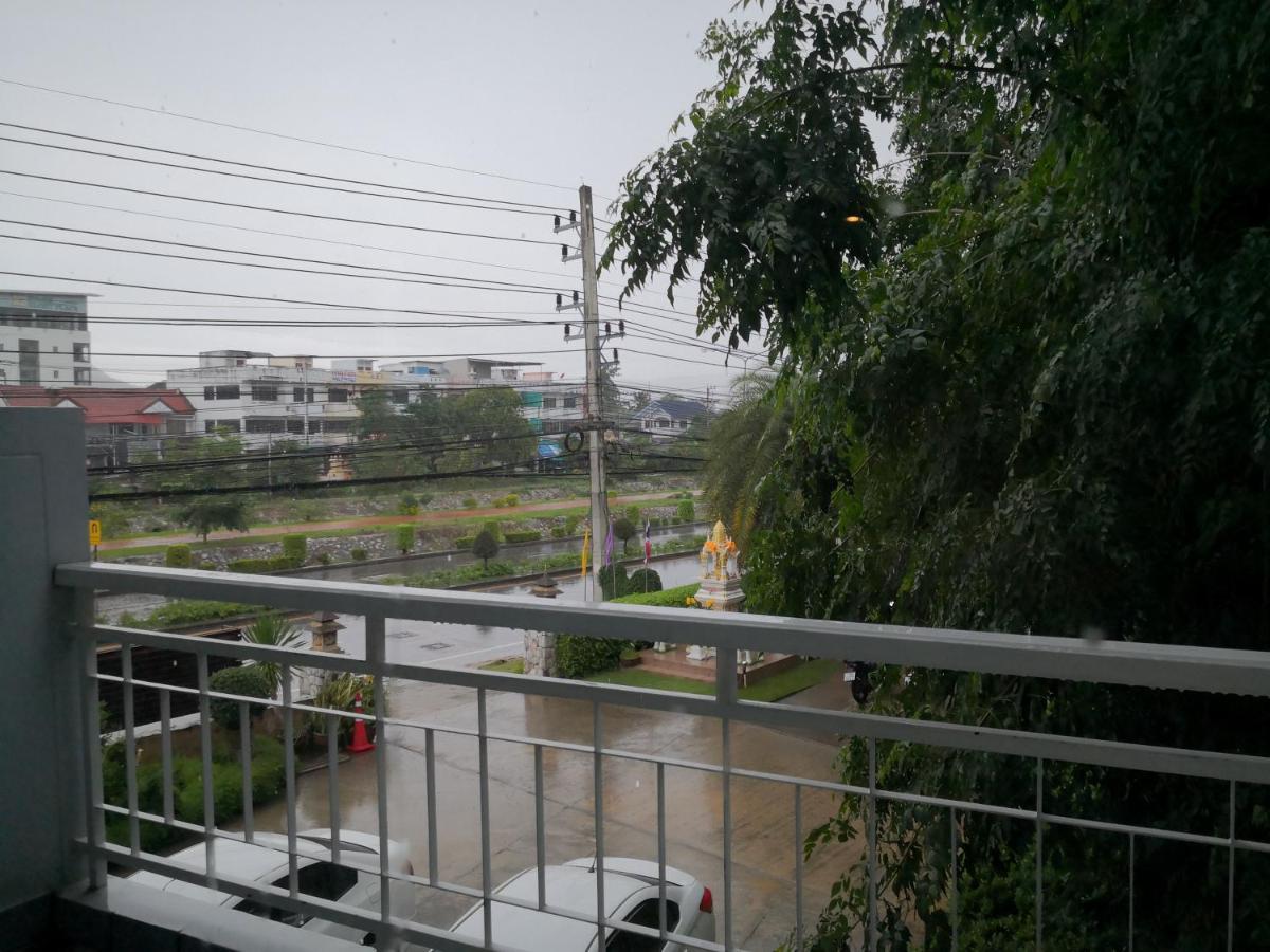 Baan Suksiri Hotel Hua Hin Bagian luar foto