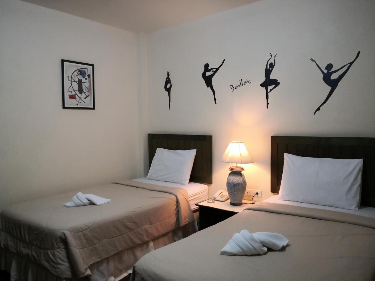 Baan Suksiri Hotel Hua Hin Bagian luar foto