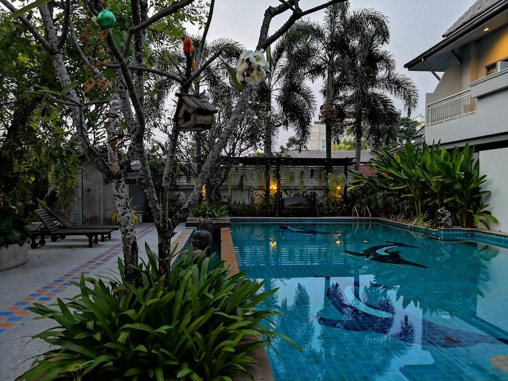 Baan Suksiri Hotel Hua Hin Bagian luar foto