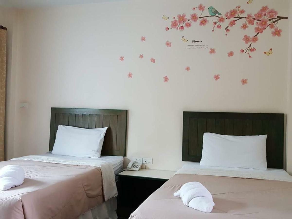 Baan Suksiri Hotel Hua Hin Bagian luar foto