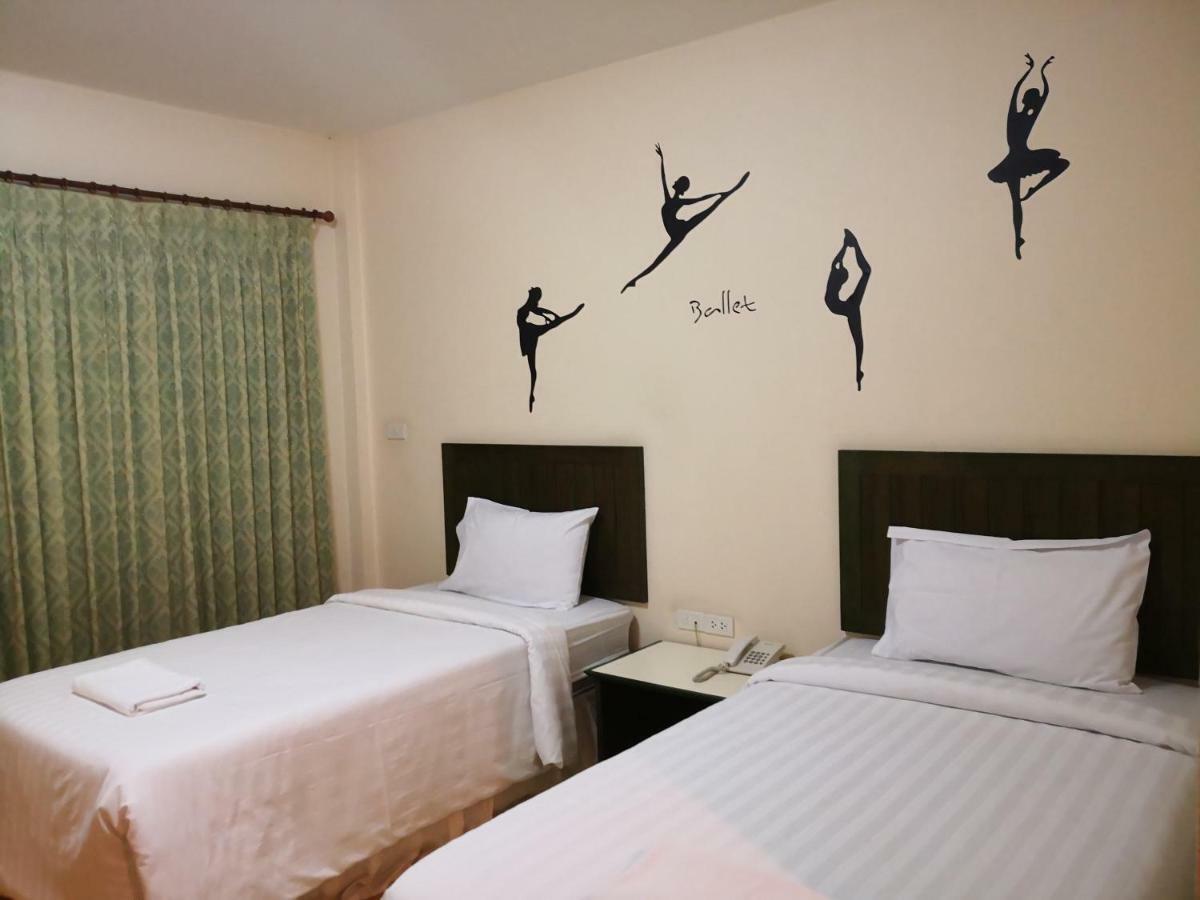 Baan Suksiri Hotel Hua Hin Bagian luar foto