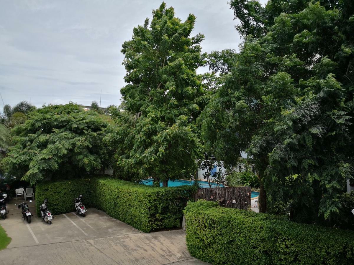 Baan Suksiri Hotel Hua Hin Bagian luar foto